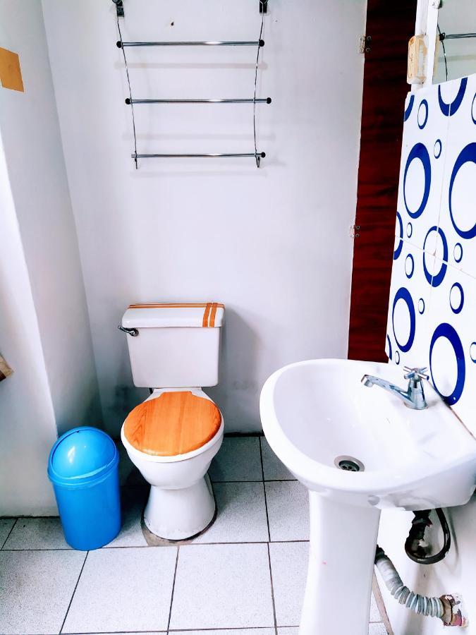 Hostal Latitud Ecuem Quito Zewnętrze zdjęcie