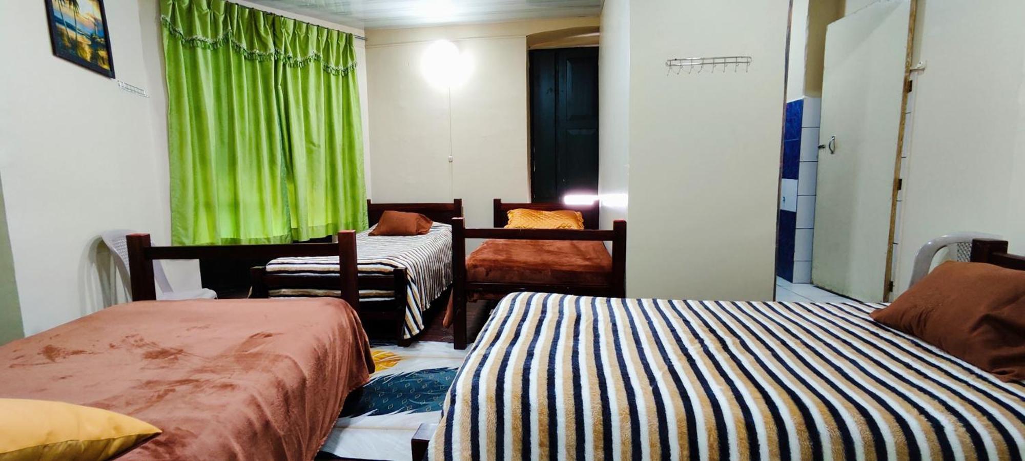 Hostal Latitud Ecuem Quito Zewnętrze zdjęcie